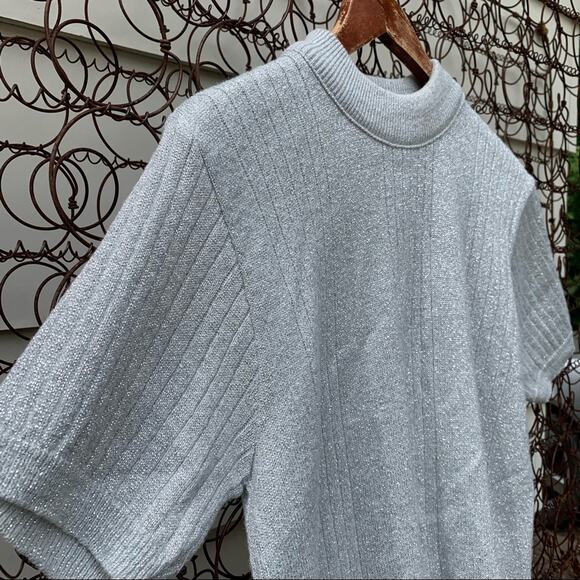 Vintage silver metallic knit short sleeve sweater - Picture 2 of 5